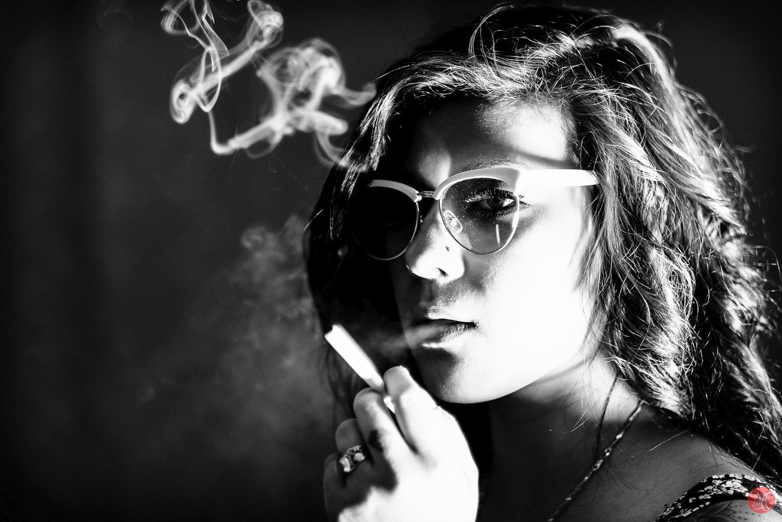 Smokin’ – Conceptual Portrait Photography with Fuji XT1